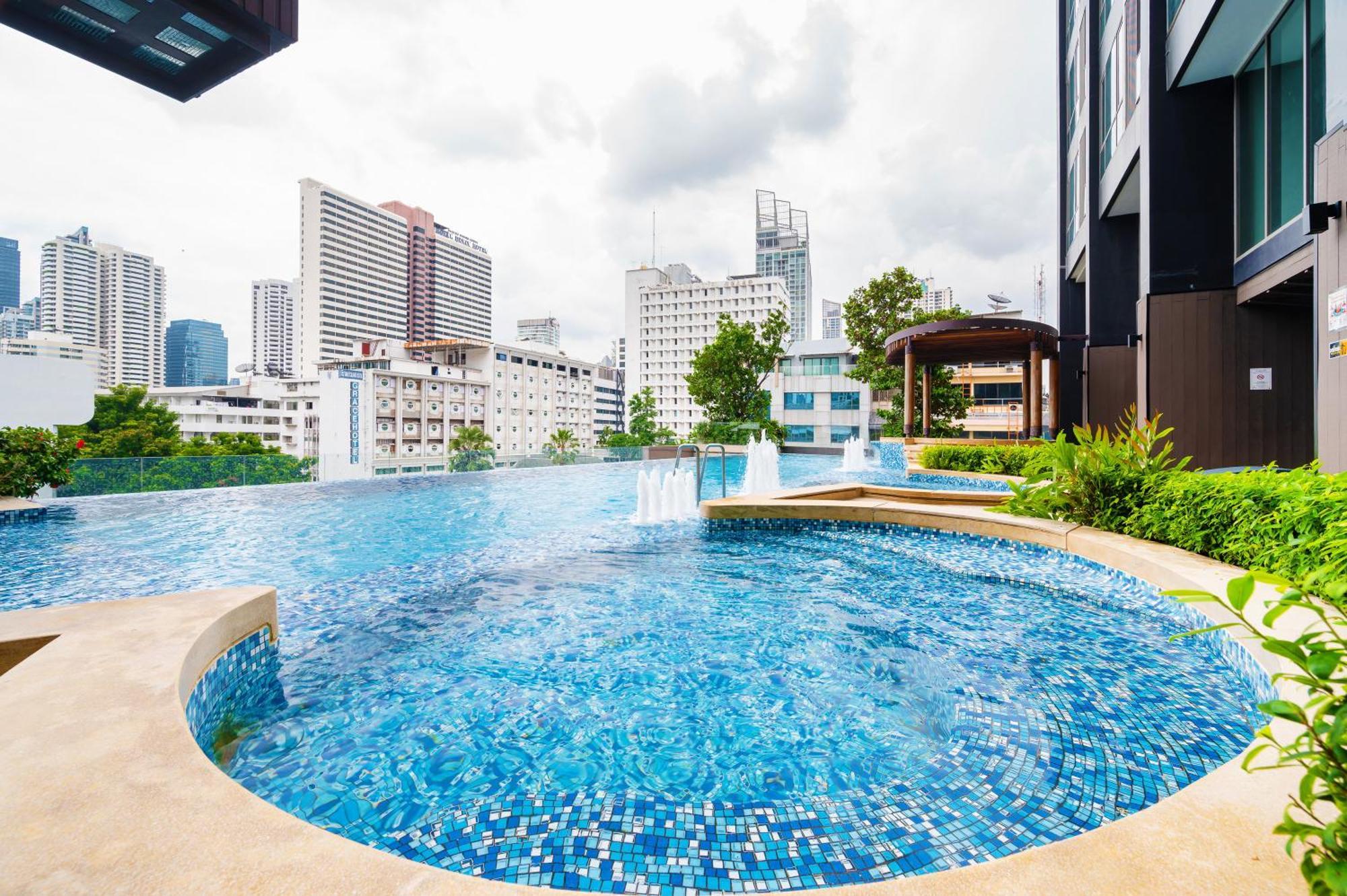 The Rich Residence Sukhumvit Nana 曼谷 外观 照片